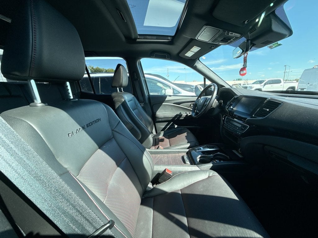 2022 Honda Ridgeline Black Edition