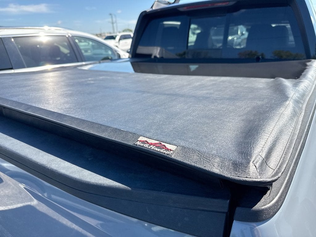 2022 Honda Ridgeline Black Edition