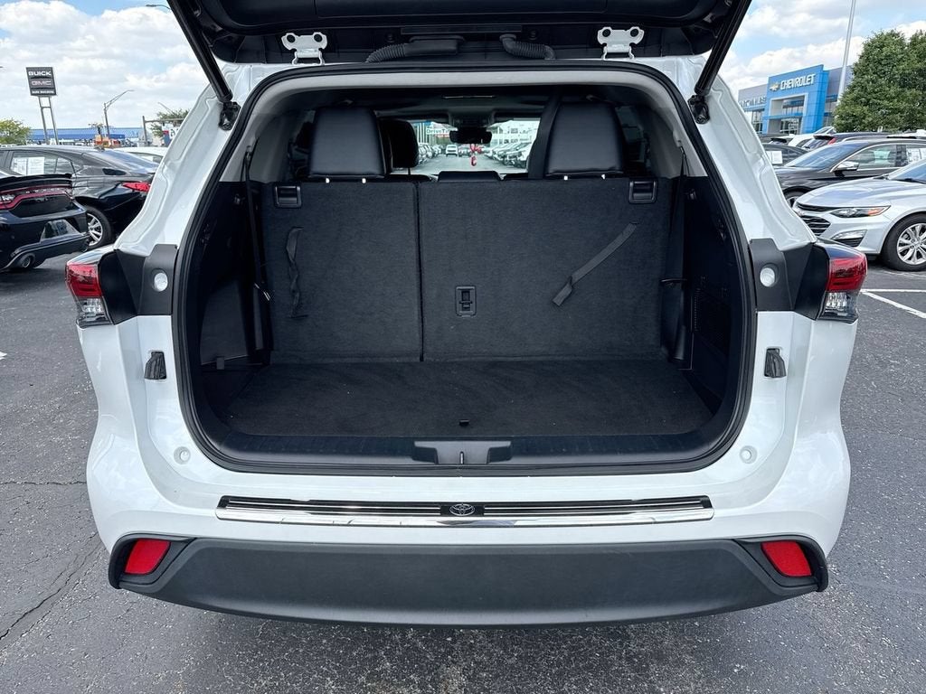 2023 Toyota Highlander XLE