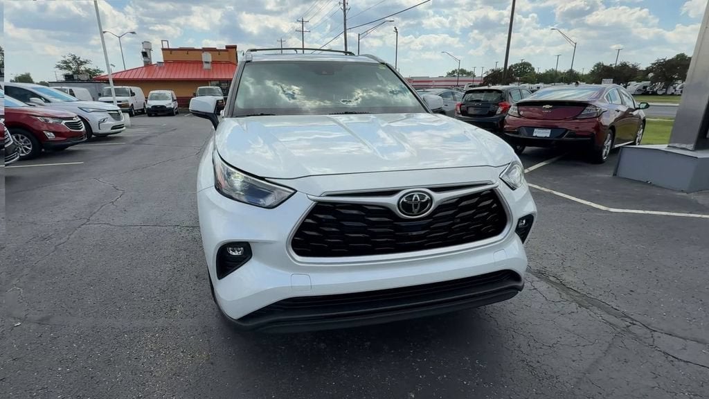2023 Toyota Highlander XLE