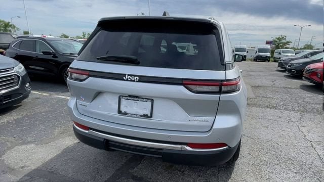 2023 Jeep Grand Cherokee Laredo