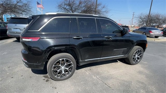 2022 Jeep Grand Cherokee Summit