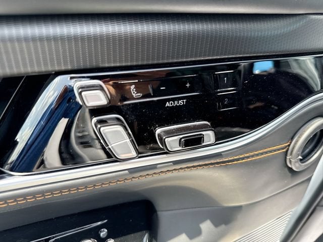 2024 Jeep Grand Wagoneer L Series III Obsidian 4x4