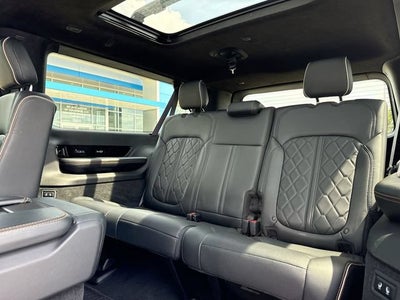 2024 Jeep Grand Wagoneer L Series III Obsidian 4x4