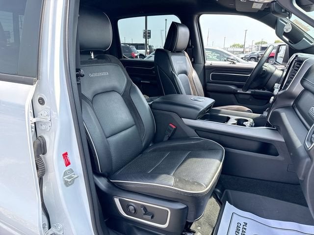 2023 RAM 1500 Laramie Crew Cab 4x4 5'7" Box