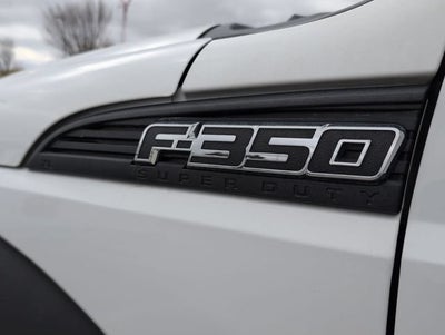2013 Ford Super Duty F-350 DRW XL