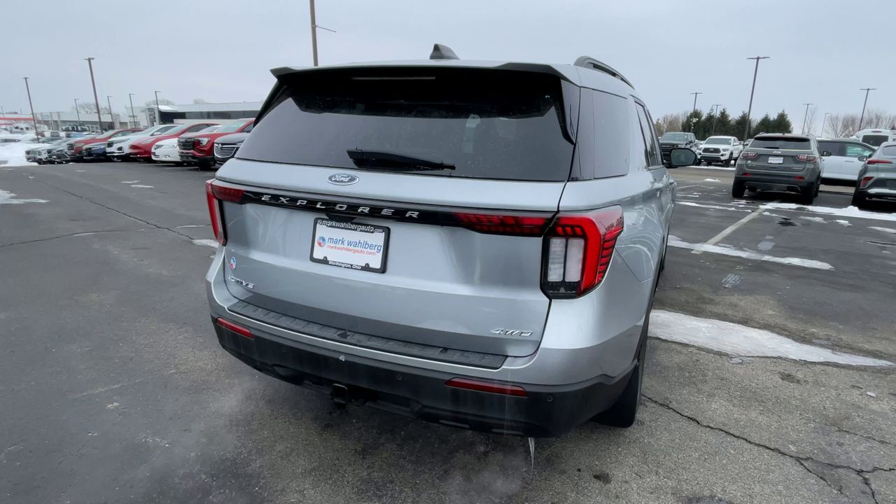 2025 Ford Explorer Active