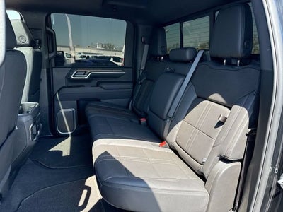 2026 Chevrolet Silverado 3500 HD High Country DRW