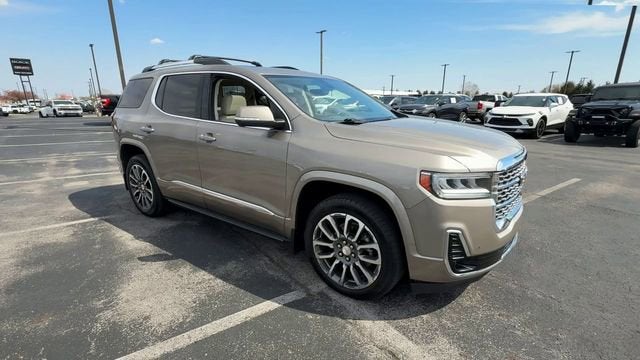 2022 GMC Acadia Denali