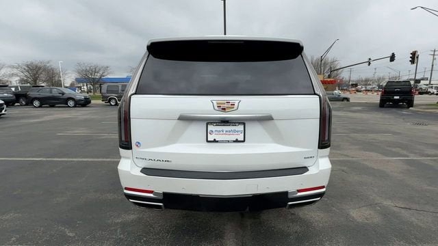 2025 Cadillac Escalade Luxury