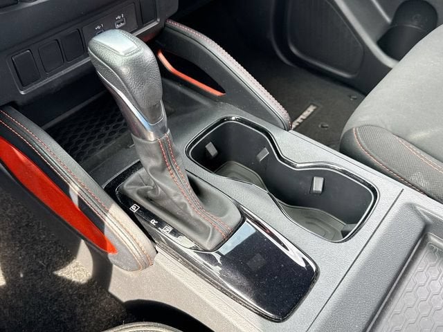 2023 Nissan Frontier Crew Cab PRO-X 4x2
