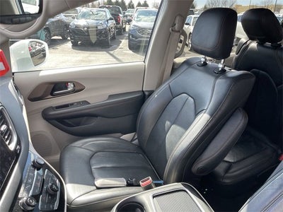 2019 Chrysler Pacifica Touring L Plus