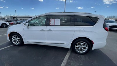 2019 Chrysler Pacifica Touring L Plus