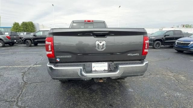 2024 RAM 3500 Big Horn Crew Cab 4x4 8' Box