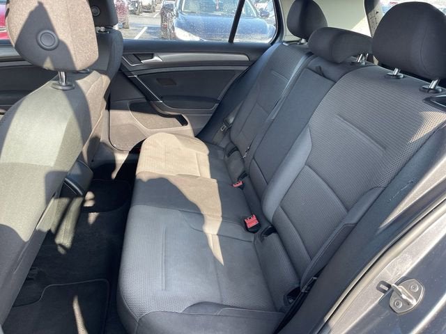 2019 Volkswagen Golf S