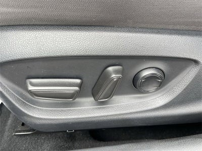 2023 Toyota Camry Hybrid LE