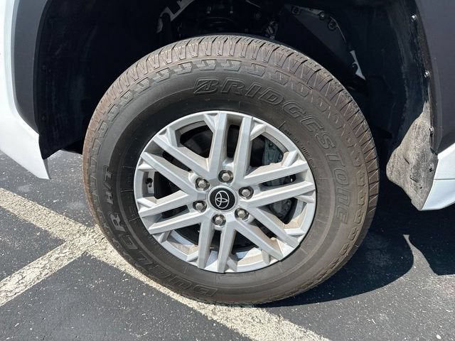 2024 Toyota Tundra 4WD SR5
