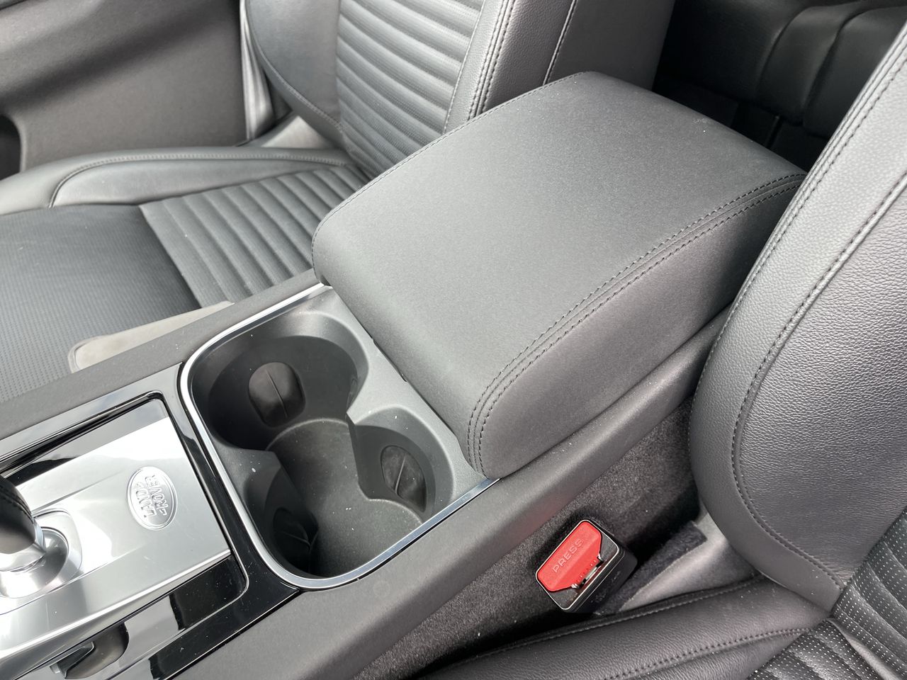 2023 Land Rover Discovery Sport S