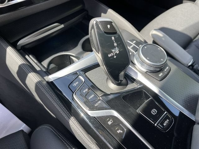 2022 BMW 530e xDrive