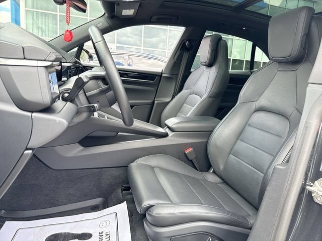 2024 Porsche Macan Electric 4