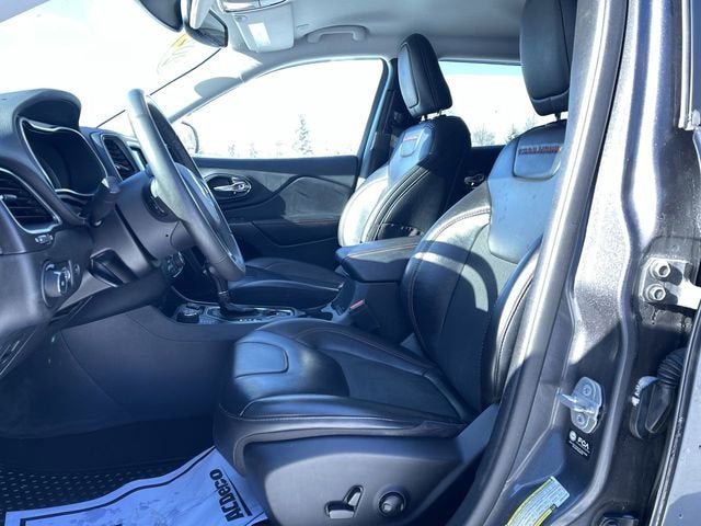 2022 Jeep Cherokee Trailhawk