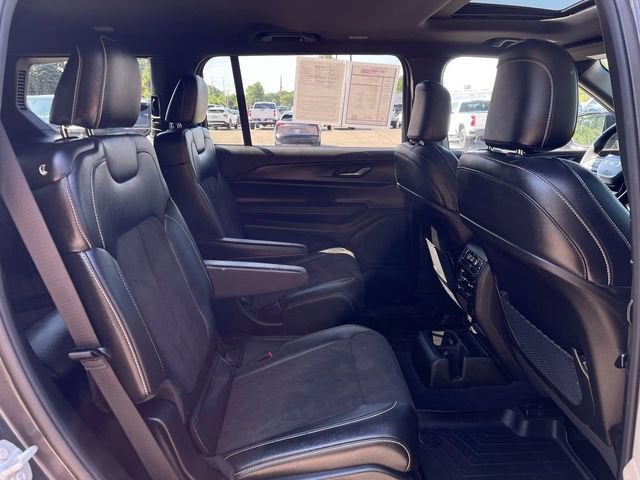 2024 Jeep Grand Cherokee L Altitude X 4x4