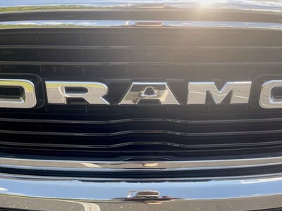 2019 RAM 1500 Big Horn/Lone Star Crew Cab 4x4 5'7" Box
