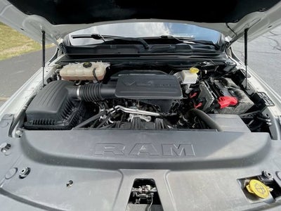 2020 RAM 1500 Big Horn Crew Cab 4x4 5'7" Box