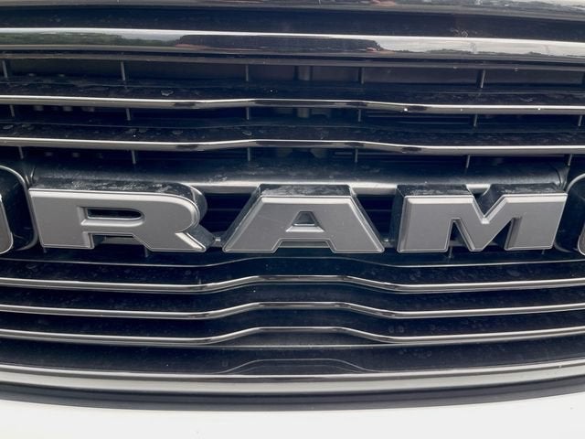 2020 RAM 1500 Big Horn Crew Cab 4x4 5'7" Box