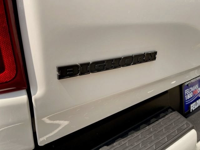 2020 RAM 1500 Big Horn Crew Cab 4x4 5'7" Box