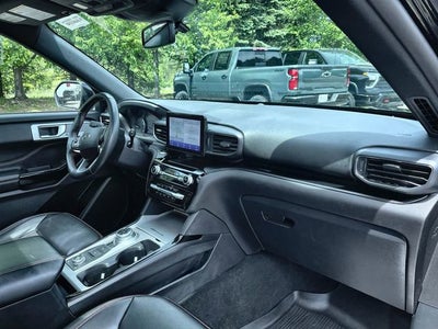 2022 Ford Explorer ST-Line