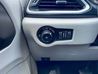 2017 Chrysler Pacifica Touring-L