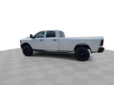 2025 RAM 2500 Tradesman Crew Cab 4x4 8' Box
