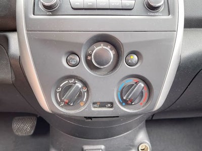 2017 Nissan Versa Sedan SV