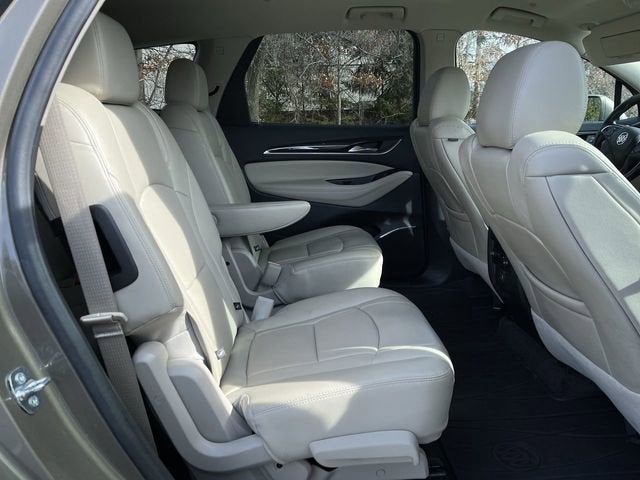 2020 Buick Enclave Essence