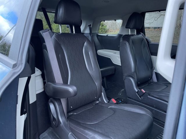 2024 Kia Carnival MPV EX