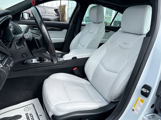 2022 Cadillac CT5 Premium Luxury