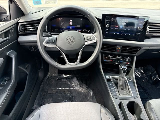 2025 Volkswagen Jetta SE