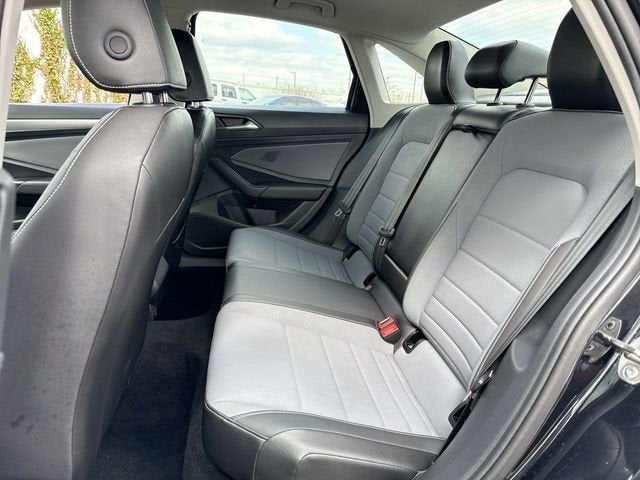 2025 Volkswagen Jetta SE