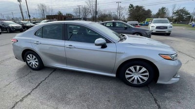 2019 Toyota Camry Hybrid LE