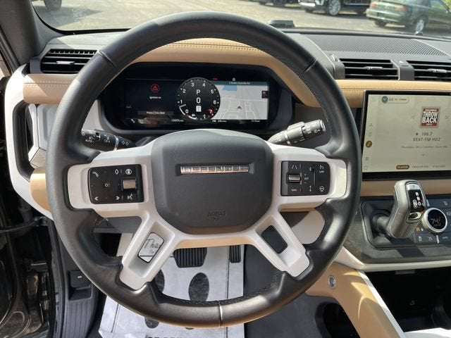 2025 Land Rover Defender 130 P400 S